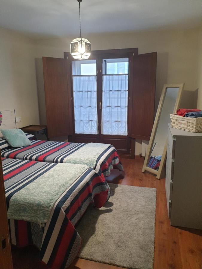 Apartamento Cine Colon Ribadeo Exterior foto