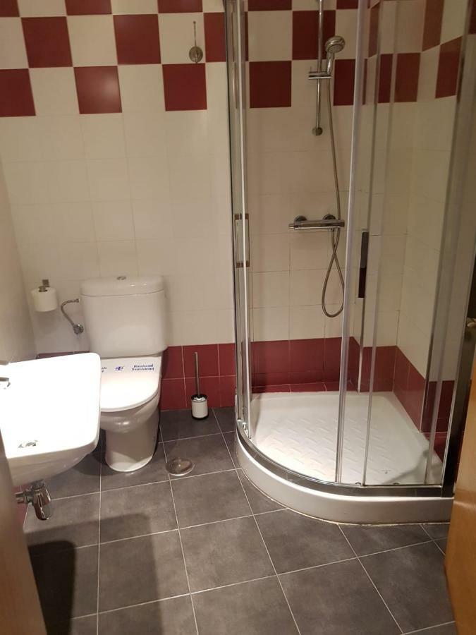 Apartamento Cine Colon Ribadeo Exterior foto