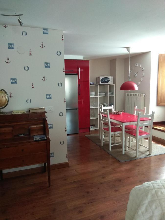 Apartamento Cine Colon Ribadeo Exterior foto